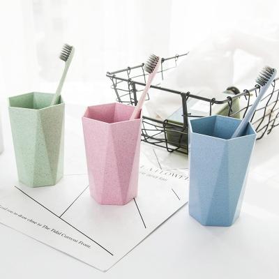 China Hot Selling Multi-Color Cuptoothbrush Water Wheat Straw Mouthwash Couples Mouthwash Brush Bottle Solid Sustainable Cup for sale