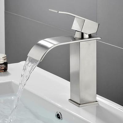 China Single Basin Mixer Taps Modern Design Square Bar Handle Bathroom Faucet Thermostatic Black Gold Washroom Mixers Basin Faucet for sale