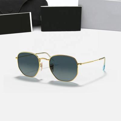 China Fashion Sunglasses 2024 New Fashion Men's and Women's Customized Logo Luxury Sunglasses Retro Sunglasses for sale