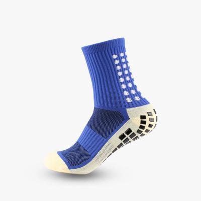 China High Quality Designer Mens Socks Cotton New Design Breathable Anti Slip Soccer Football Grip Socks for sale