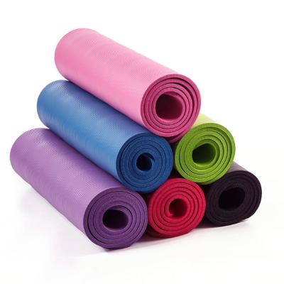 China Non Slip Wholesale Customized Eco - Friendly Non Slip Natural Rubber Yoga Mat for sale