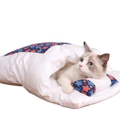 China The viable closed cat sleeping bag can wash the cat bed in the warm winter pet nest for sale