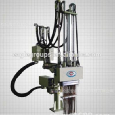 China Save Labor Cost Vertical Type Rotate Die Casting Machine Automatic Robot Auto Sprayer for sale