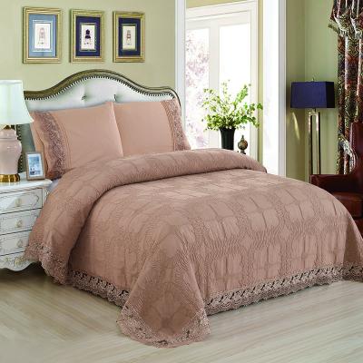 China Hot Sale Washable Comfy Goods Bedspread Velvet Hotel Bedspreads Microfiber Embroidery Bedspread for sale