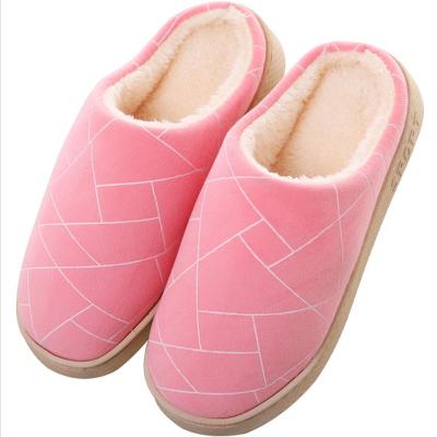 China Damping 2021 winter Korean style hotel ladies slippers couples cotton simple thick-soled home indoor slippers for sale