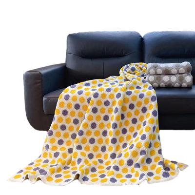 China Anti-Static Spray Direct #Factory Direct Sales#microfiber 100% Comfortable Blanket Dotted Bulk Home Blanket for sale