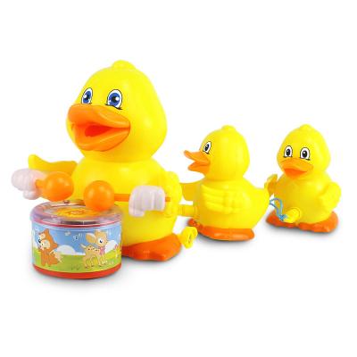 China Chuanfa children's toys duck play drum large with little duck kit duck toys with music light NO-4422 for sale