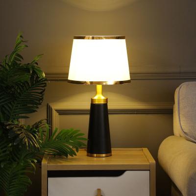 Κίνα Creative luxury post-modern bedside light Nordic marble individuality eye protection lamp restore ancient ways bedroom decorate small desk lamp προς πώληση