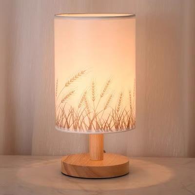 China Lighting Functions Art Wood LED Lights Decoration Table Lamp Living Room Learning Table Lamps For Bedroom Home Deco Bedside Bed Shade à venda