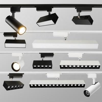 China European Modern Aluminum Long Rail Line Ceiling Lamps 20/30W Strip LED Spotlight Living Room Clothes Store Spot Fill Home Lighting en venta