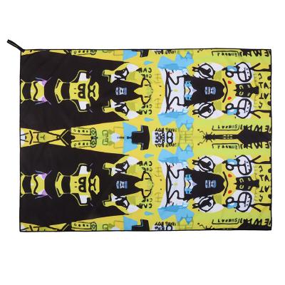 China Quick Dry Digital Printing Microfiber Quick Dry Free Beach Sand Swimming Towel for sale