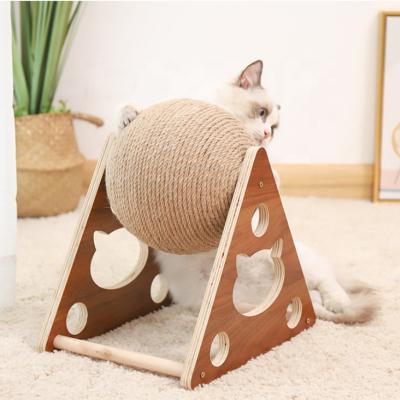 China Sustainable Wooden Cat Toy Scratch-Resistant Hand-wrapped Sisal Rope Scratching Pole for sale