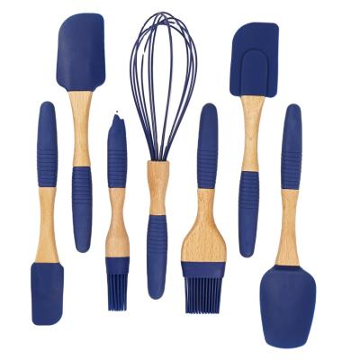 China Sustainable Food Grade Baking Spatula Set Wooden Handle Silicone Spatula Cake Tools for sale