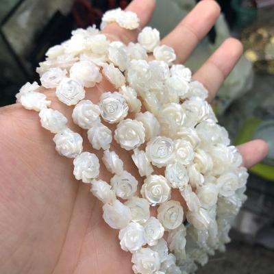 China Natural Color Game or Fire Doublet Rose Carved Pearly Seashell Flower for sale