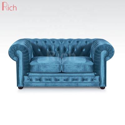 China Blue modern luxury velluto Chesterfield 2 seater loveseat Chesterfield divano velvet sofa velluto tufted small living room sofa for sale