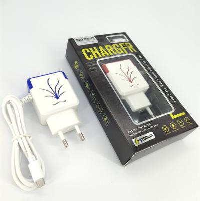 China High Speed ​​New Style Selling 3 Left USB Wall Charger 5V 1A 2.1A 3.1A Mobile Phone Charger With V8 Cable for sale