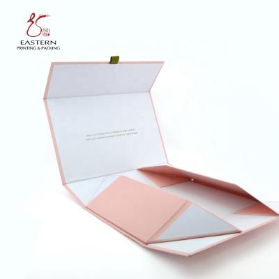 China Handmade Paper Cardboard Gift Boxes Gift Packing Foldable Magnetic Logo Customized for sale