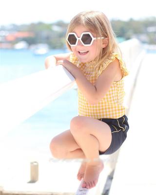 China Hot Sale Fashion Sunglasses Baby Polygon Shape Frame Candy Colors Kids Fashion Sun Glasses Shape To 2021 Summer Sunglasses Children for sale