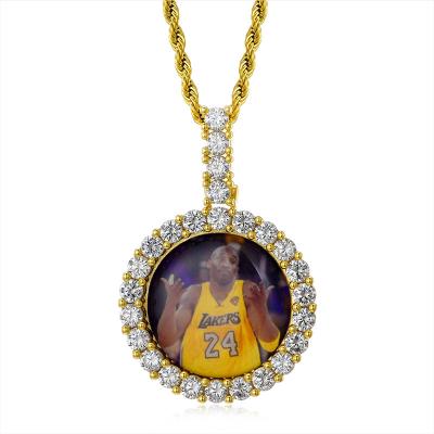 China 2022 Round Shape Hiphop Jewelry Custom Necklace Hip Hop Jewelry Gold Silver Plated Rhinestone Pendant Good Quality for sale