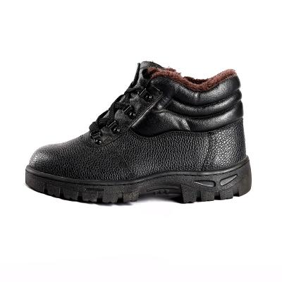 China Customized Genuine Embossed Cow Leather Upper PU/PU Sole Safety Shoes for Durable Performance Work Boots for sale