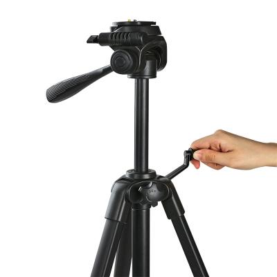 China PORTABLE 1500mm Aluminum Alloy Head Heavy Duty Dslr Camera PORTABLE Professional Panoramic Liquid Damping Quick Release Dish Hook Video Tripod for sale