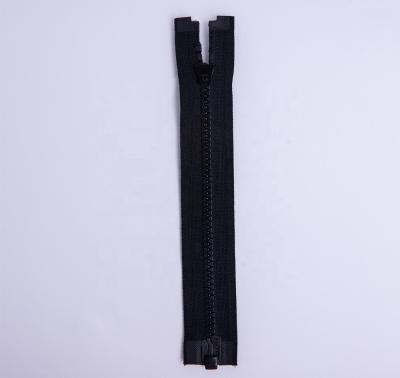 China Auto Lock 2021 New Style DTM Black Teeth Open Plastic 5# Zipper For Clothing , Jackets for sale