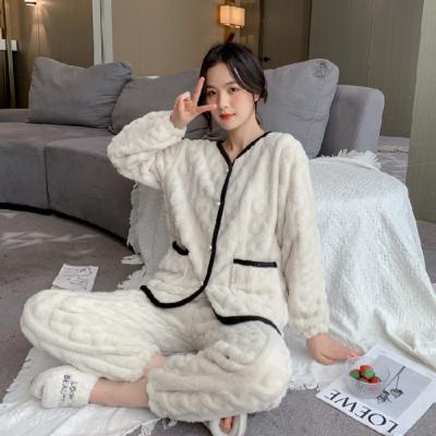 China New Double Velvet Long Sleeve Flannel Coral QUICK DRY Thick Velvet Pajamas Set Autumn Winter Women Pajamas Pants for sale