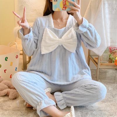 China QUICK DRY Europe and the United States wholesale pajamas women's thick warm home suit plus size pajamas for sale