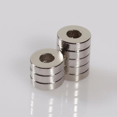 China Industrial Magnet Super Neodymium Round Base Magnet With Countersunk Hole for sale