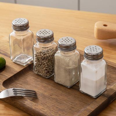 China 3oz Sustainable Empty Square Glass Spice Storage Bottles 100ml Spice Jars Container With Shaker Lids for sale