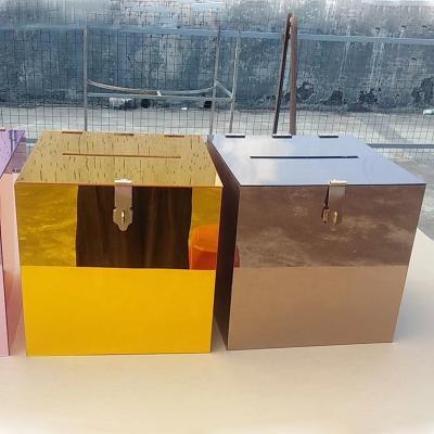 China Durable Wholesale Custom Acrylic Mirror Box Wedding Acrylic Card Box For Flowers Flower Acrylic Box With Lid for sale