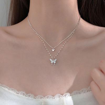 China Newest Fashion Women Crystal Double Butterfly Necklace Brass Durable Rhinestone Butterfly Pendant Necklace For Party for sale