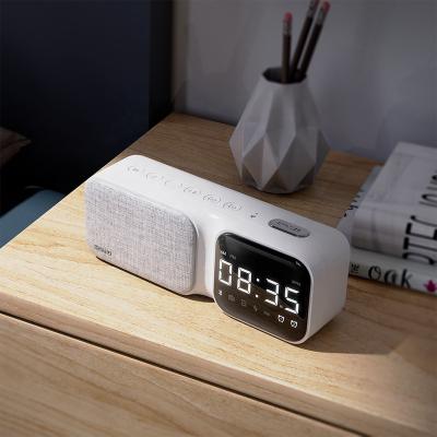 China Play Video 2022 Exclusive Patent Stereo Radio Speakers Blue Tooth Radio Home Speaker For Outdoor, Clock Radio For Home for sale