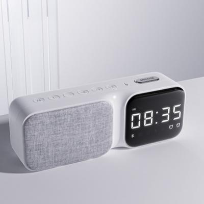 China Visual Alarm Clock Hf16 FM Game Radio Blue-tooth Wireless Speaker Wireless Radio Blue Tooth Speaker With Led Screen Time for sale