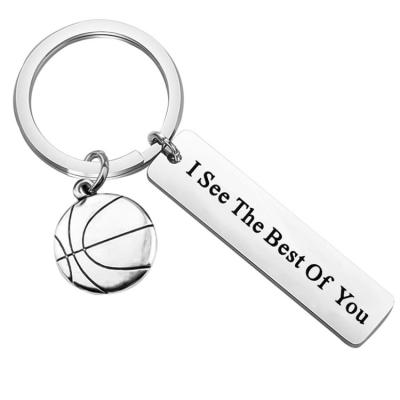 China Custom Souvenir 3D Metal Enamel Sports Basketball Tank Top Basketball Box Court Basketball Keychains Souvenir Gifts Promotion Manufacturer Te koop