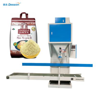 China Hot Sale 1-5 Kg Food Bag Weighing Semi Automatic Weighing Filling Machine Cereal Filling Machine for sale