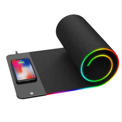 China Large RGB LED 10W Wireless Fast Mobile Phone Charger Gaming Mouse Pad For Smart Phone Samsung iPhone for sale