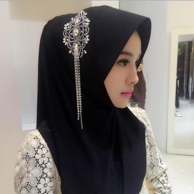 China Pakistan Islamic Wholesale Muslim Clothing Hijab Dress 2022 Islamic Hijab Dress With Bead Hanging Decoration for sale