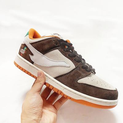 China OEM 2021 New Fashion Classic Lightweight Dip Sb Custom Design Brand Sports Shoes Fall Top Grain Leather Casual Running Shoes for sale