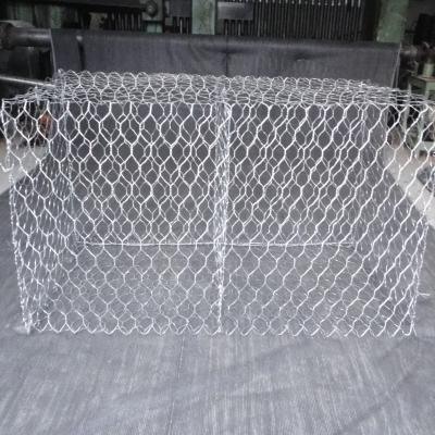 China Sechseckige gesponnene Gabion Körbe des Loch-100x120 3.2mm zu verkaufen