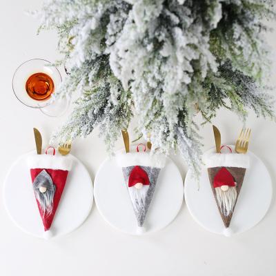 China Nordic New Cute Christmas Decorations Old Man Hat Cutlery Set Doll Faceless Cutlery Set Bag Tableware Packaging for sale