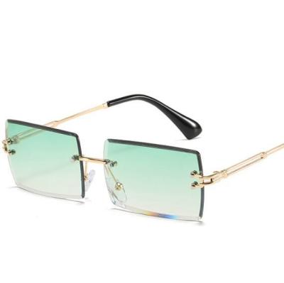 China Fashion sunglasses 2020 flat surface sunglasses brand small clear transparent rimless women sun glass light color sunglasses for sale