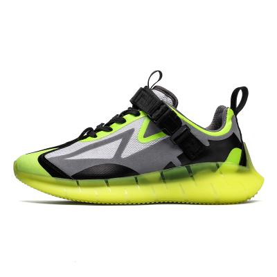 China Sports rubber shoes for men low price brand casual shoes new style 2020 shoe for sale