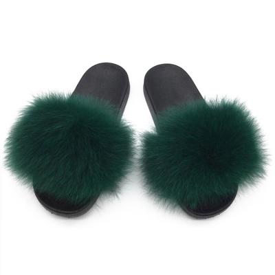 China Wholesale Quality Trend Fashion Raccoon Fur Stable Soft Sandals Women Slippers Shoes Natural Color Fur Slides Slippers for sale