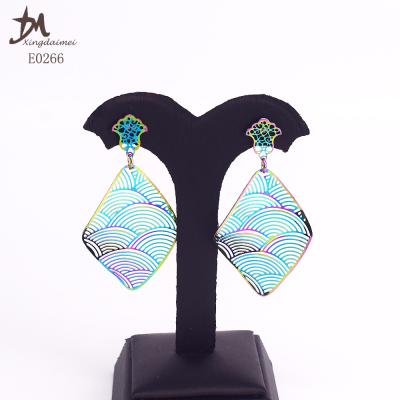 China Fashion E0266 Exaggeration Design Handmade Colorful Leaf Lady Long Earrings for sale