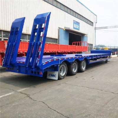 Cina 60T tri Axle Low Bed Truck Trailer per l'escavatore Transport in vendita