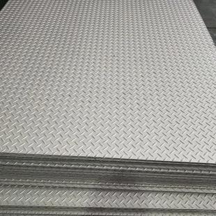 China 304L Stainless Steel Steel Tread Plate Chequer Plate Steel BA finish for sale