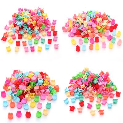 China Mini colorful hair claws for kids korean small acrylic plastic claw mini colorful flower shaped hair claws plastic clips butterfly for kids for sale