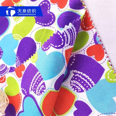 China Wholesale Anti-static 100% Polyester Microfiber Fabric Textile Heart Printing Microfiber Fabric For Bed Sheet for sale