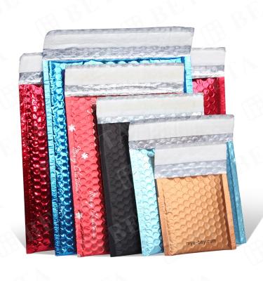 China Luxury High Quality Stylish Colorful Metallic Bubble Wrap Charm Messenger Bag For Gift Packing Announcement Waterproof Foil Glitter Padded for sale